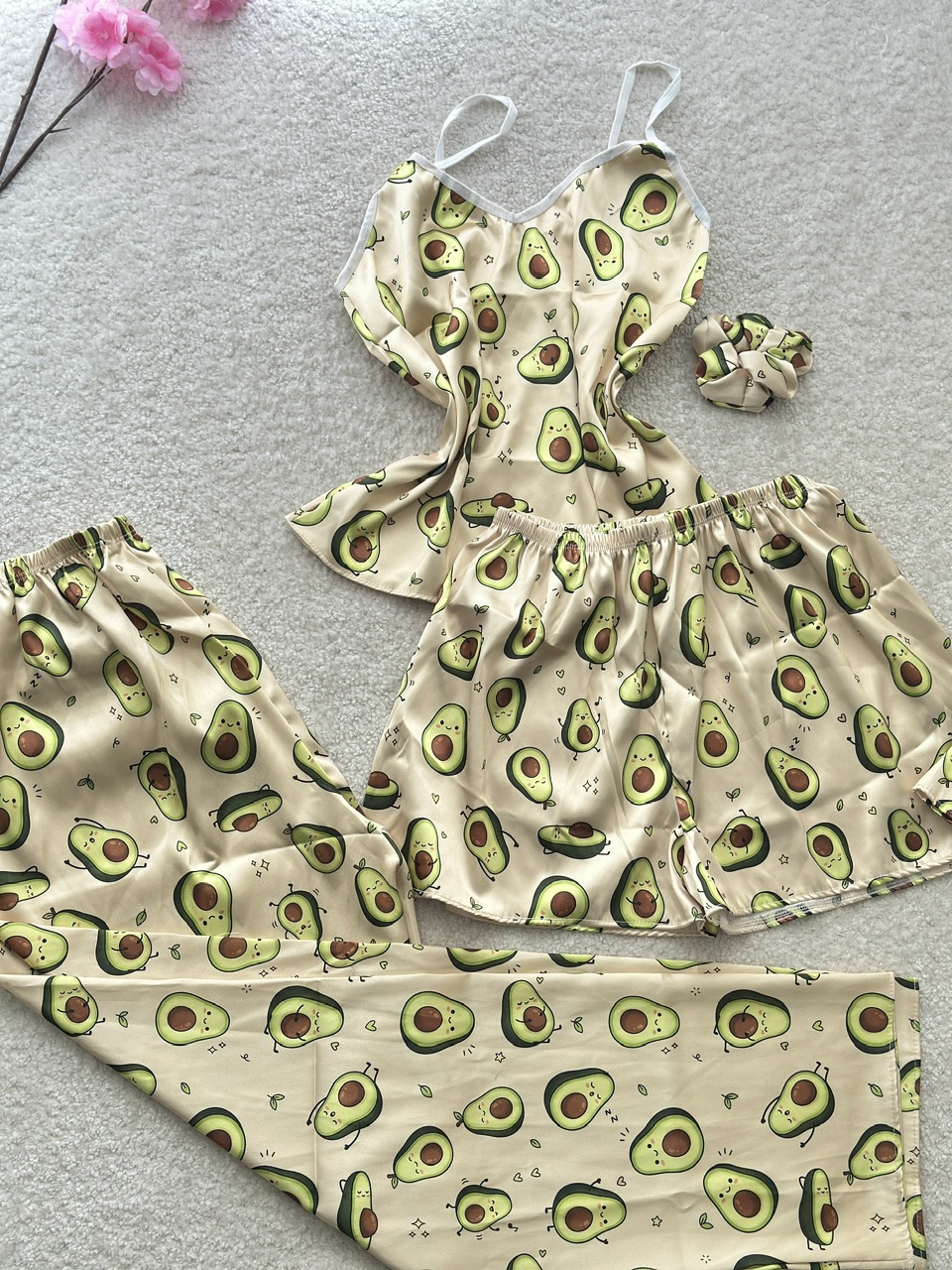 ست ساتن چها تیکه طرح اواکادو